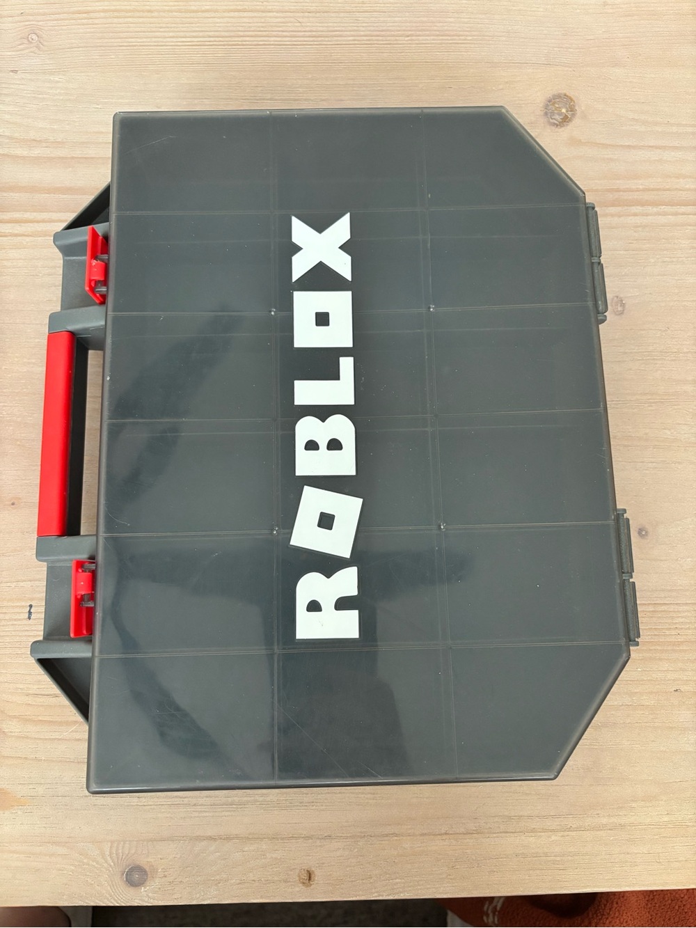 Roblox Action Collection Collector's‎ Tool Box with Exclusive Figures
